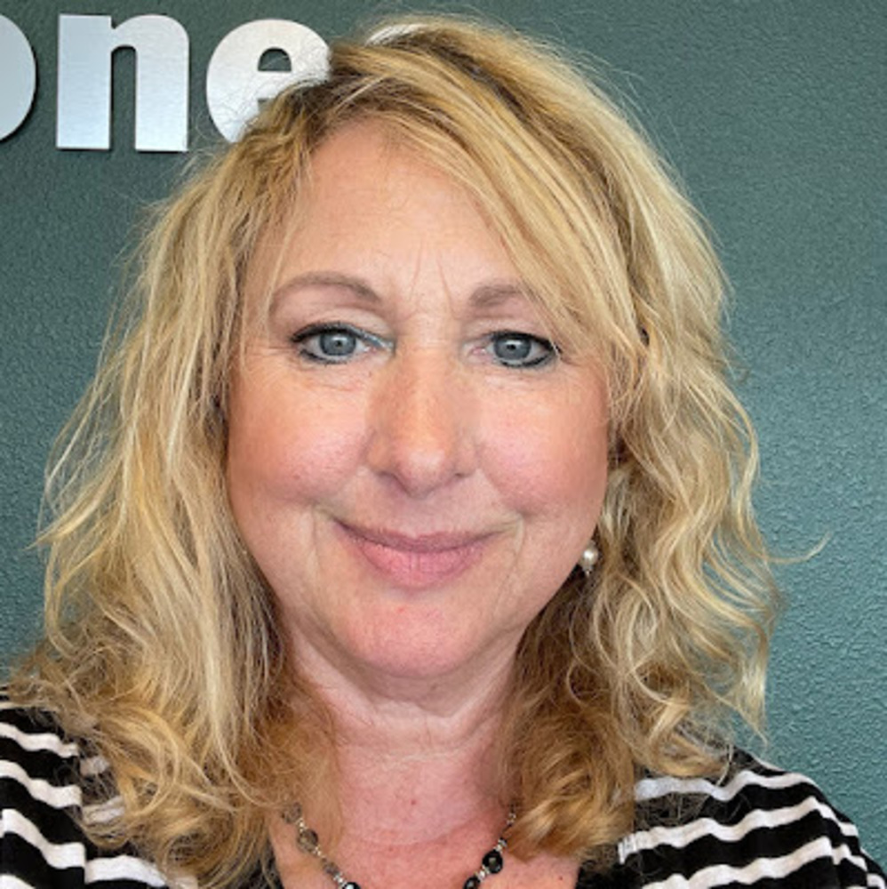 Meet your Posher, Donna